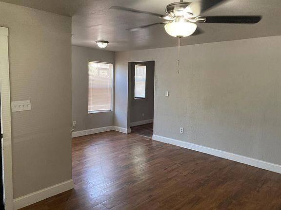 Building Photo - 616 E Gandy St