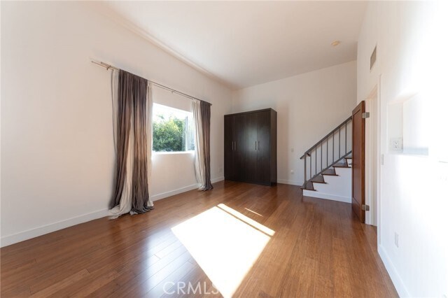 Building Photo - 1615 Stoner Ave