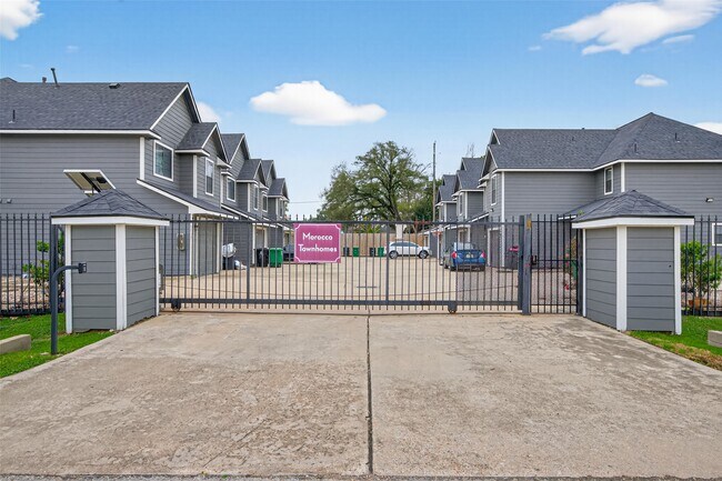 Building Photo - 10039 Morocco Rd