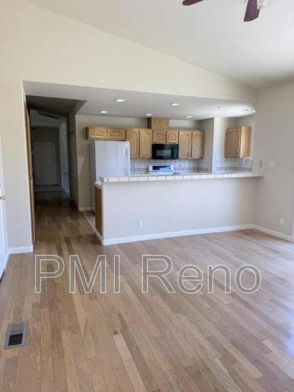 Building Photo - 4796 Pradera St