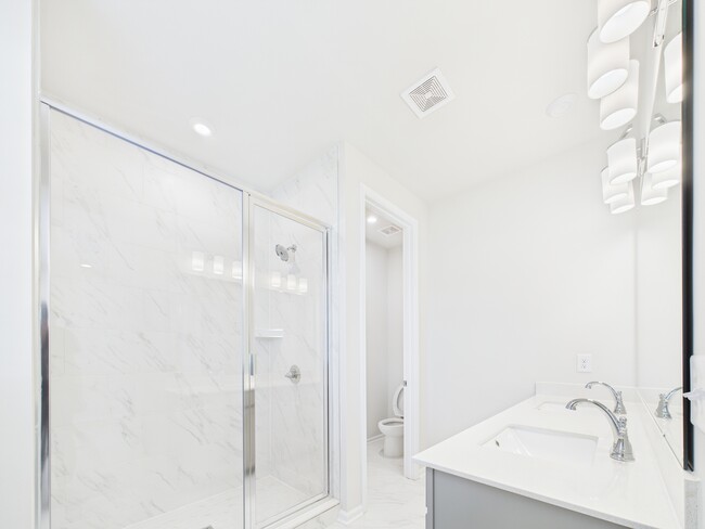 Building Photo - 3022 Hutton Gdns Ln