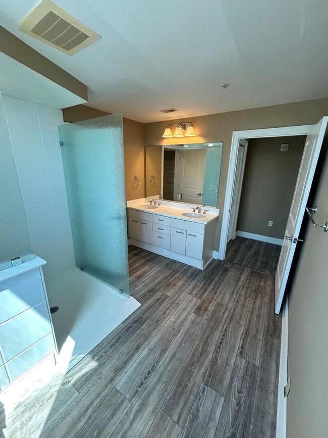 Building Photo - 6422 US-98