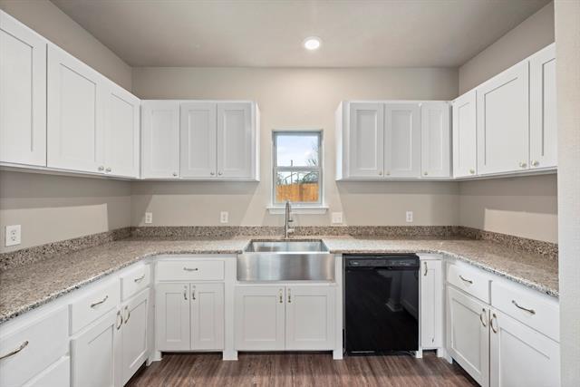 Building Photo - 2865 Conveyor Dr