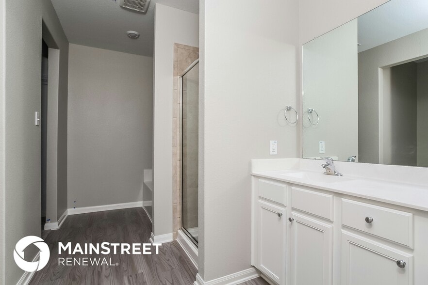 Building Photo - 27068 Leonardo Dr