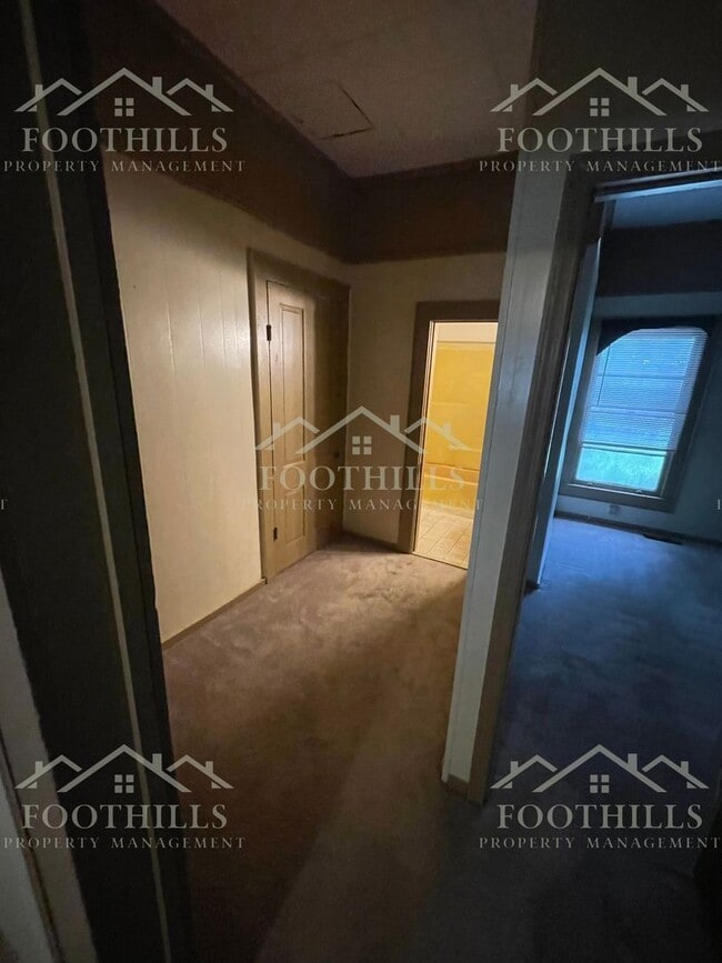 Building Photo - 209 Farmer St