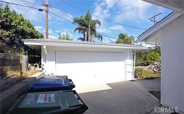 Building Photo - 1914 Pelican Ave