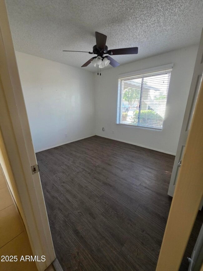 Building Photo - 10470 E Clinton St