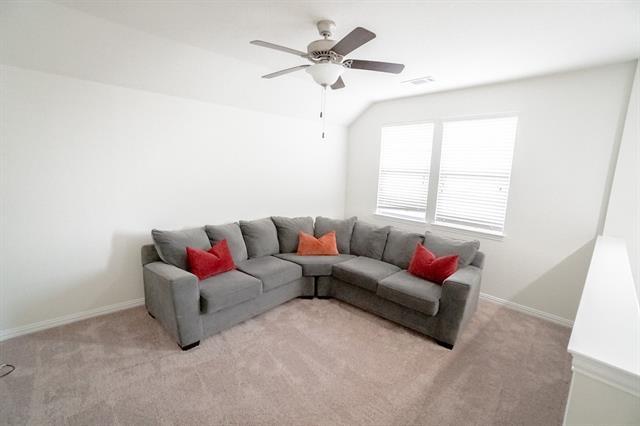 Building Photo - 841 Birdie Dr