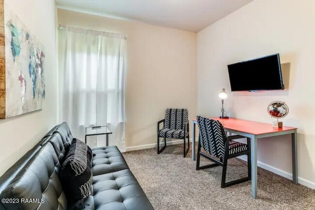 Building Photo - 406 Starlight Dr