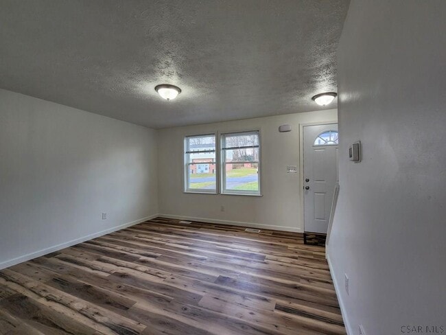 Building Photo - 429 Devon Dr