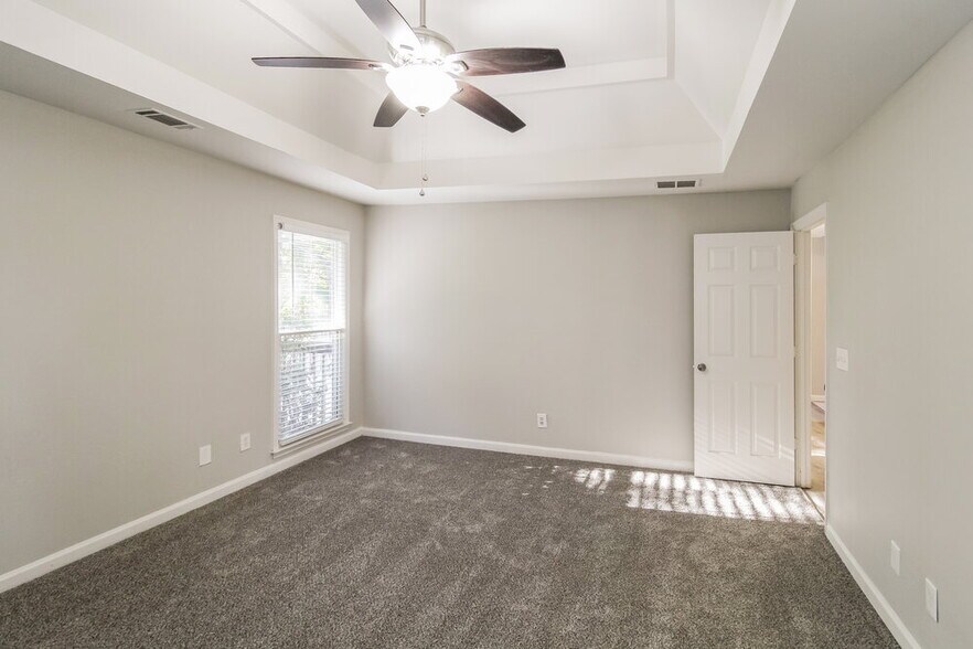 Building Photo - 3539 Fairgreen Ct