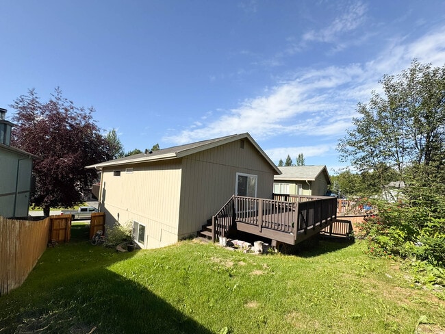 Building Photo - 17841 Beaujolais Dr