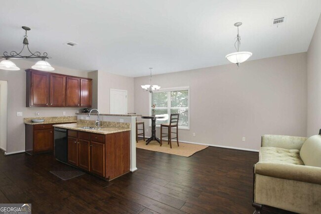 Building Photo - 5296 Lexmark Cir