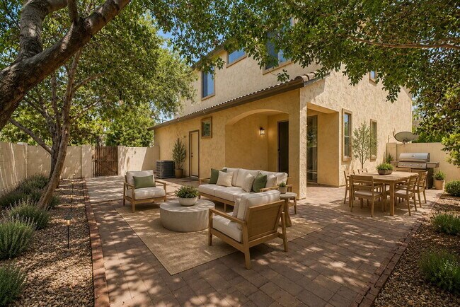 Building Photo - LIVE THE POWER RANCH LIFESTYLE — INTERNET & LANDSCAPING INCLUDED!