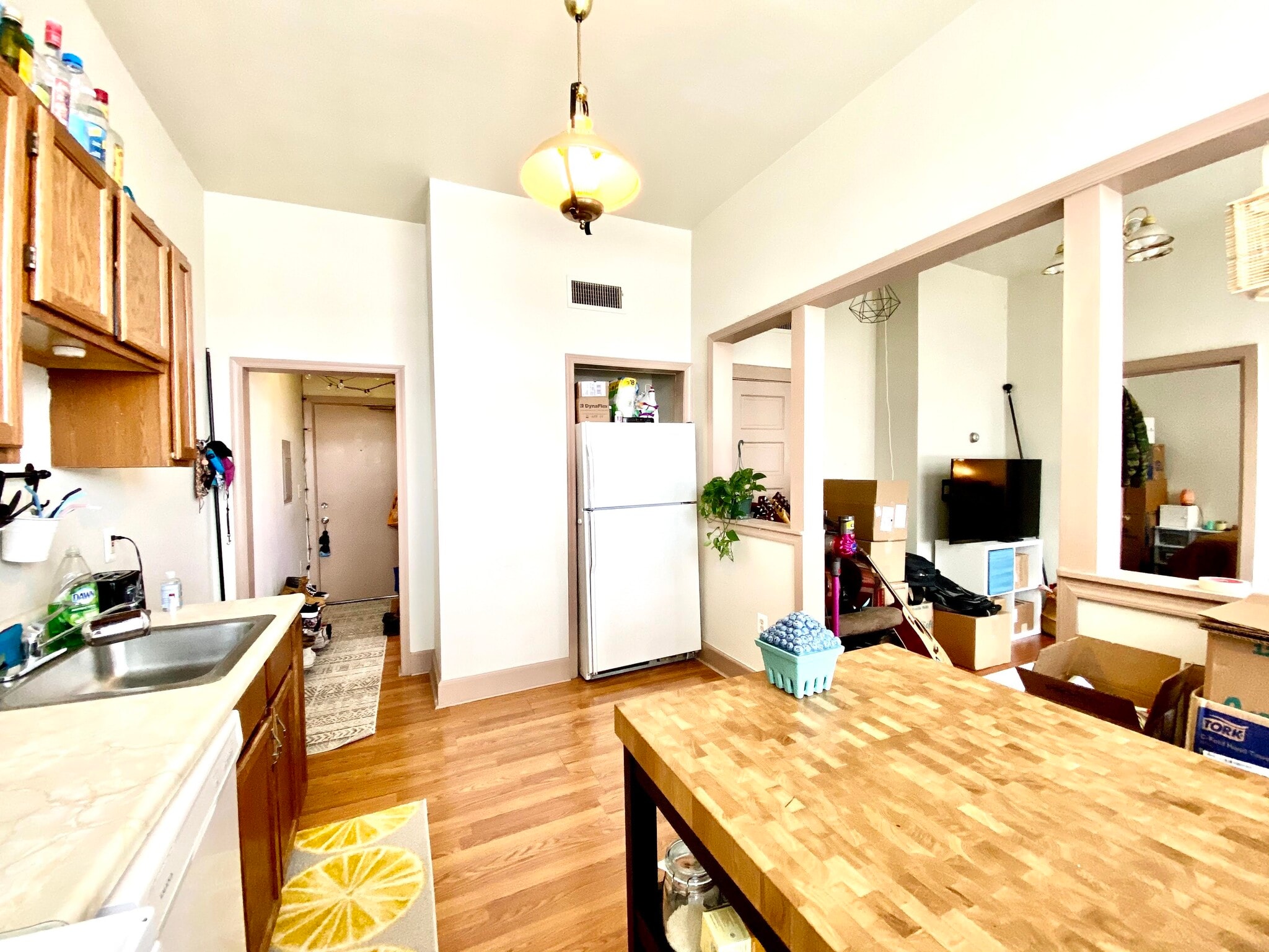 Open Floor Plan - 8 Commonwealth Ave