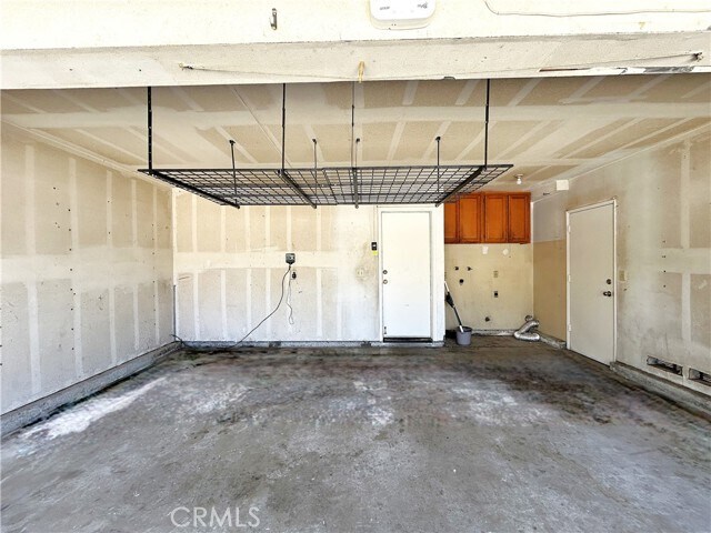 Building Photo - 3214 Canary Ct