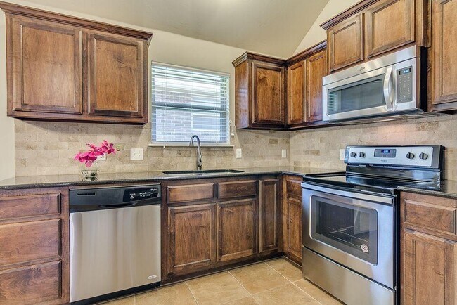 Building Photo - 804 Stag Trail