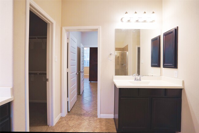 Building Photo - 3303 Windsor Ranch Ln