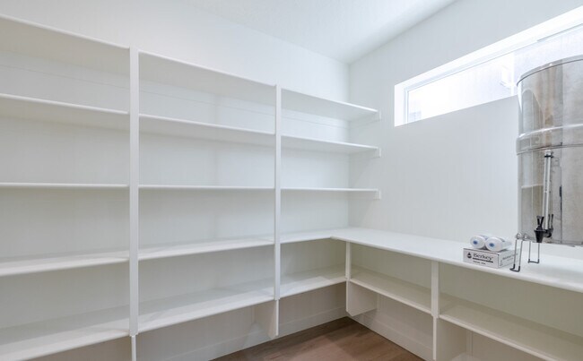 Building Photo - 408 S 680 E