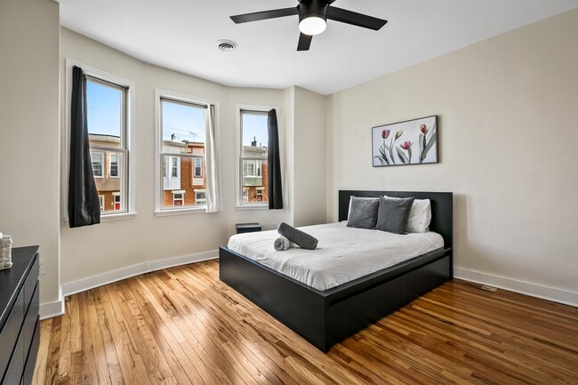 Building Photo - 600 N Linwood Ave