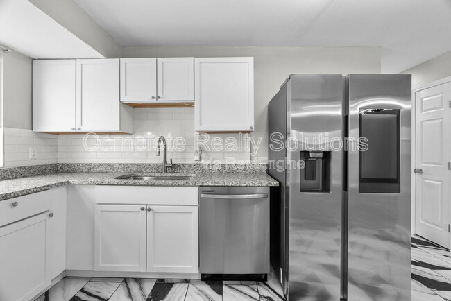 Building Photo - 10320 Durness Dr