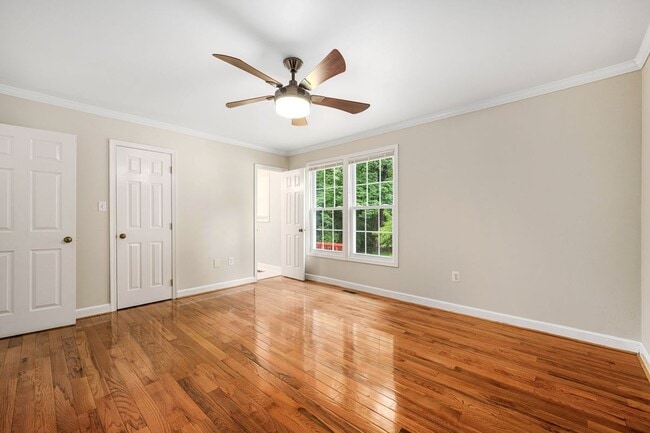 Building Photo - 11821 Sinclair Ln