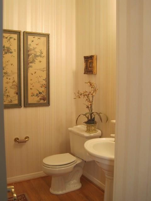 Building Photo - 6800 Western Oaks Blvd