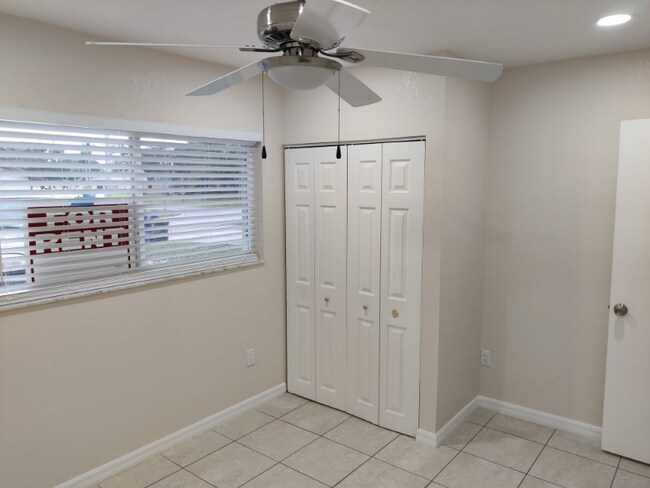 Building Photo - 4203 Ponce De Leon Blvd