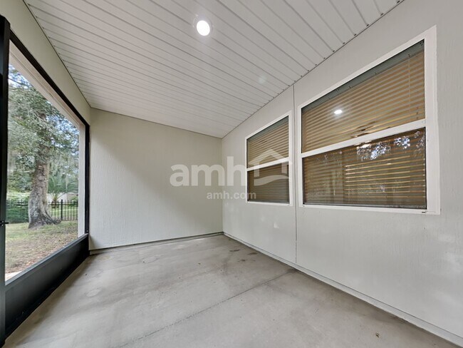 Building Photo - 321 Gianna Way