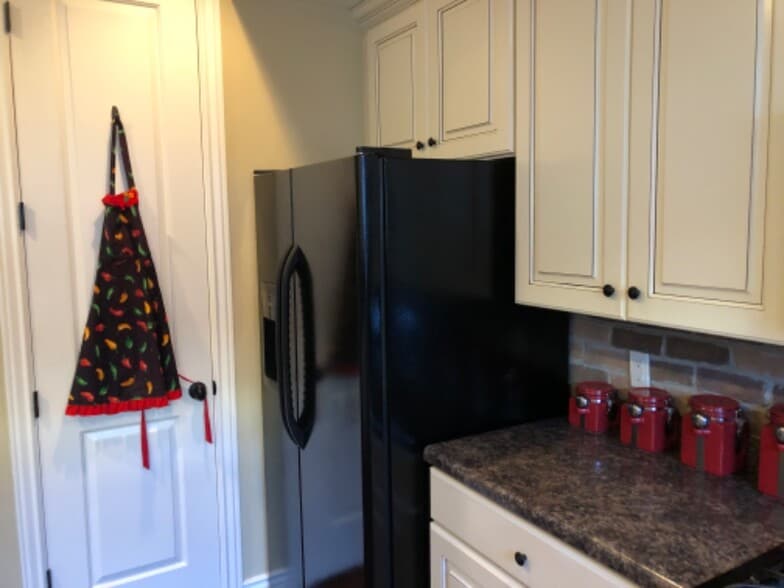 Building Photo - 10389 Rubicon Rd