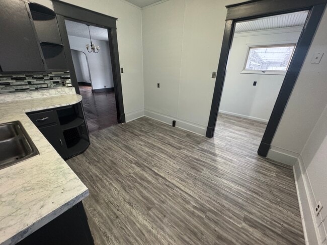 Building Photo - 32 Virginia-S