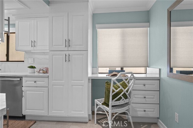 Building Photo - 2357 Palos Verdes Dr W