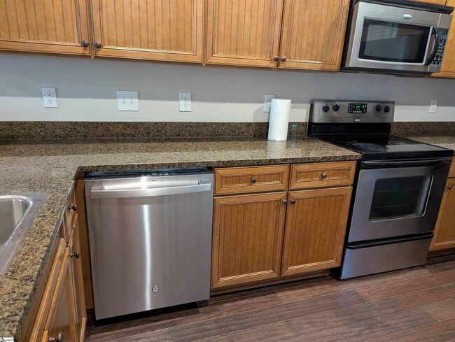 Building Photo - 101 West Ln