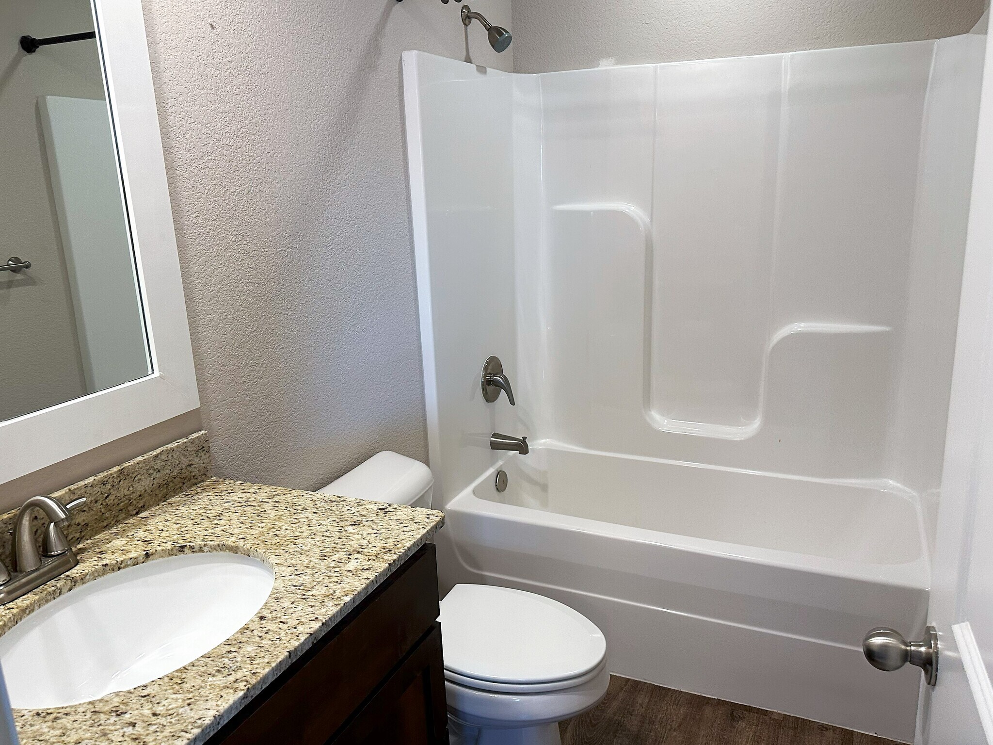 Bedroom 2 En-Suite - 3462 W Tuscan Rd
