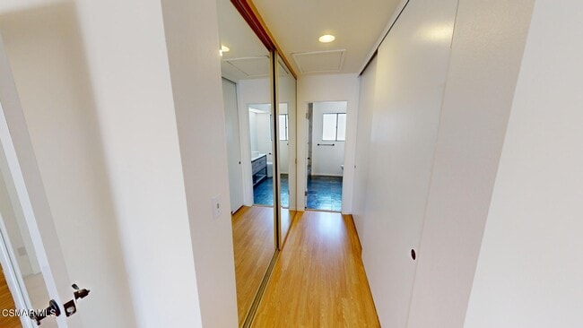 Building Photo - 1218 Westlake Blvd