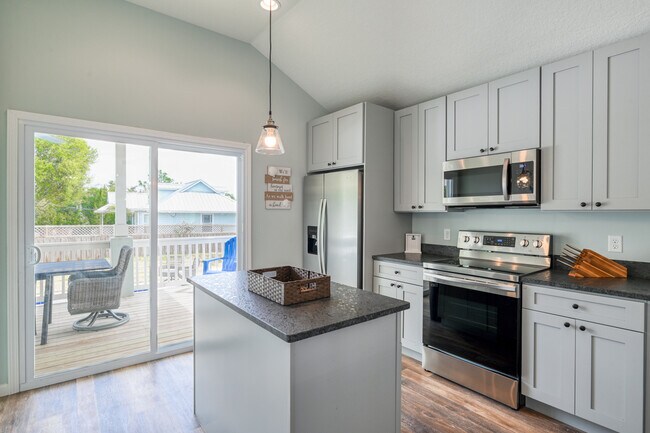 Building Photo - 5446 Windantide Rd