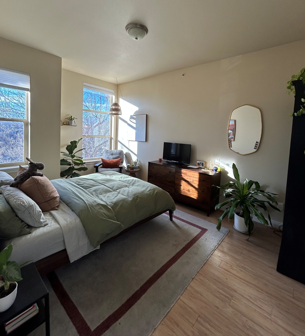 Bedroom 1 - 1700 N Emerson St