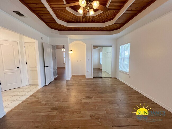 Building Photo - Updated 3 Bedroom Home in Crestview!