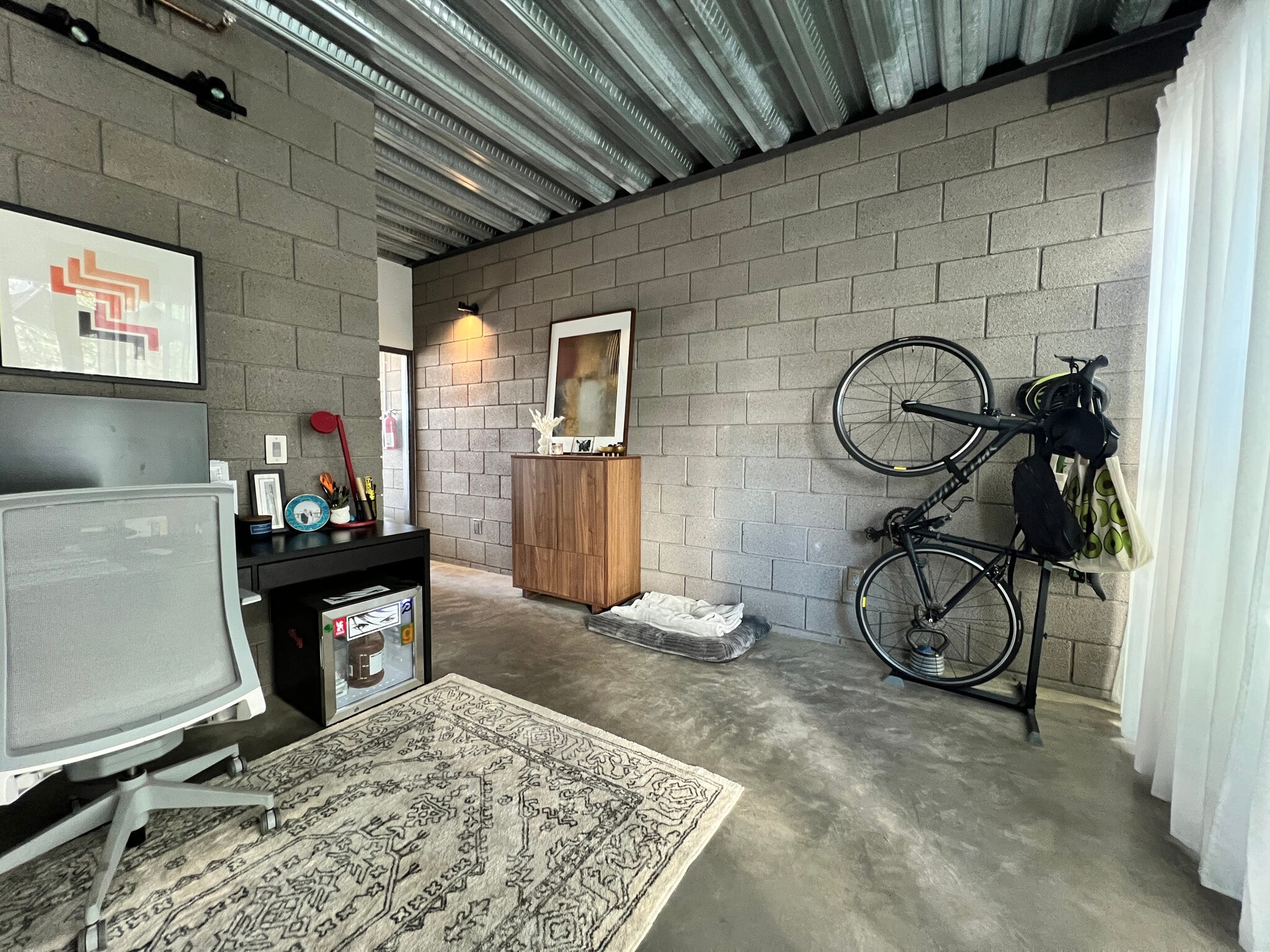 Office/Den - 525 E Willetta St