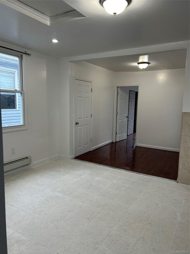 Building Photo - 146-16-14106 106th Ave