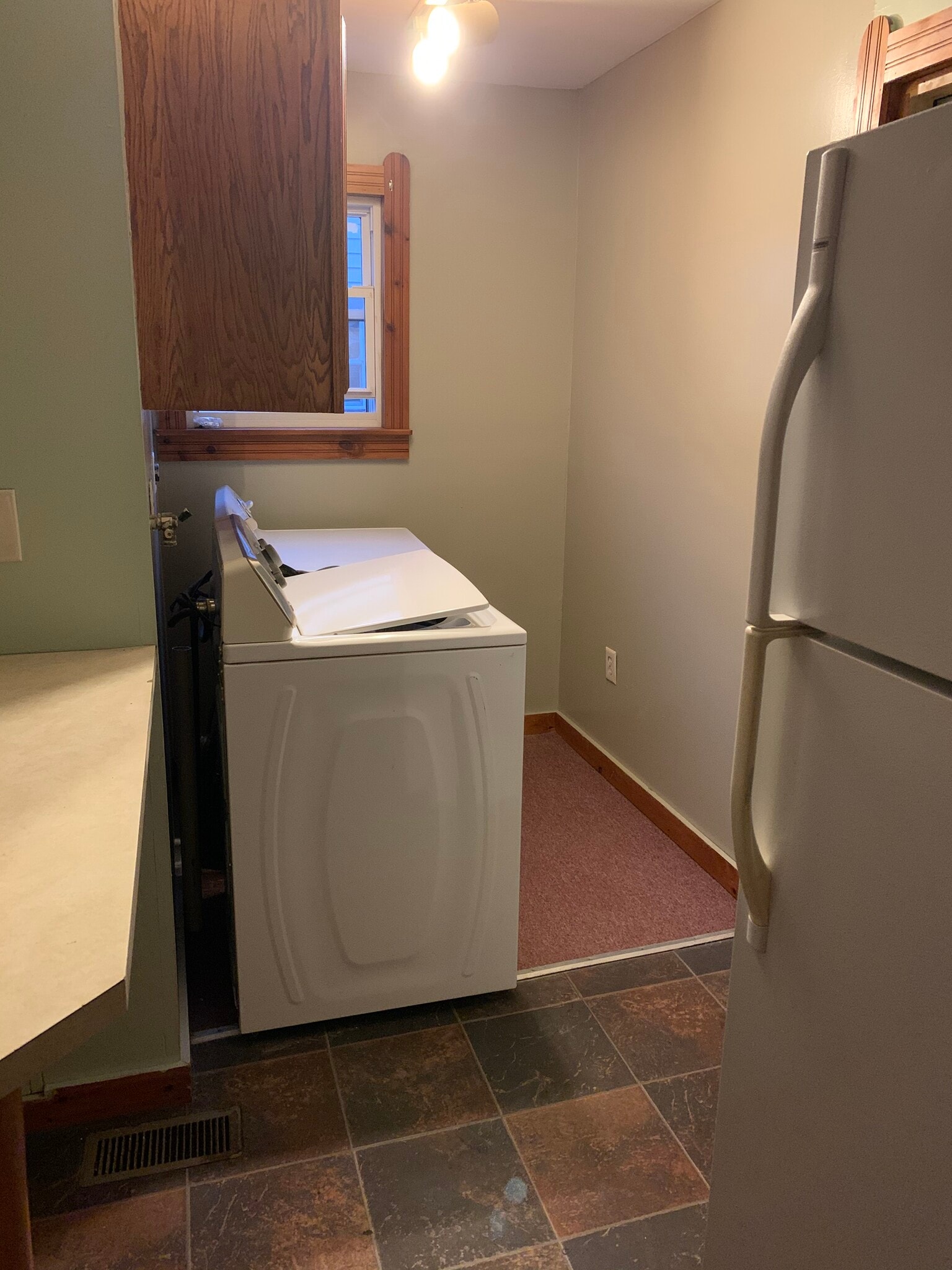 Building Photo - 19 Fulton St