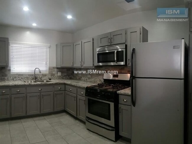 Interior Photo - Oxford Apartments