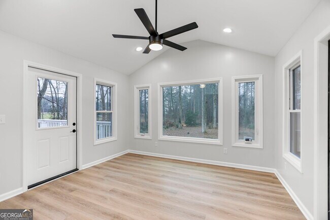 Building Photo - 335 Harris Rd