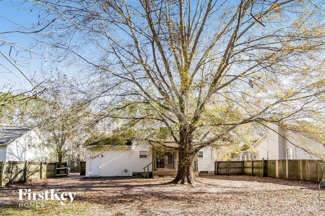 Building Photo - 6721 Bent Creek Dr