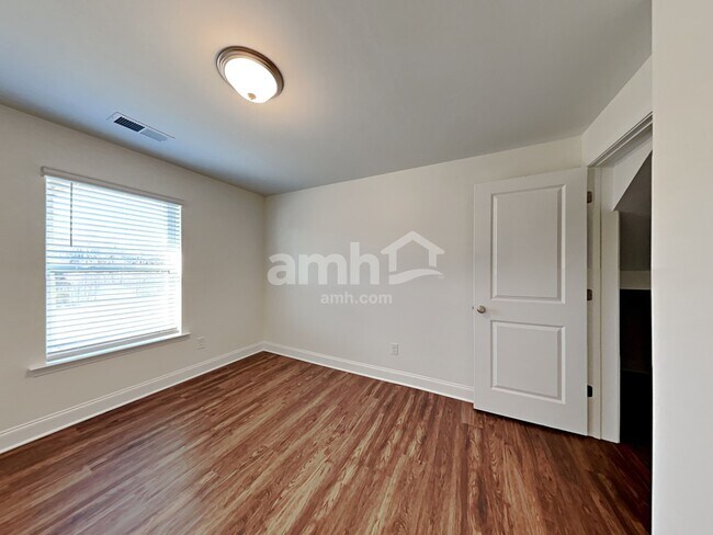 Building Photo - 3891 Chivalry Drive