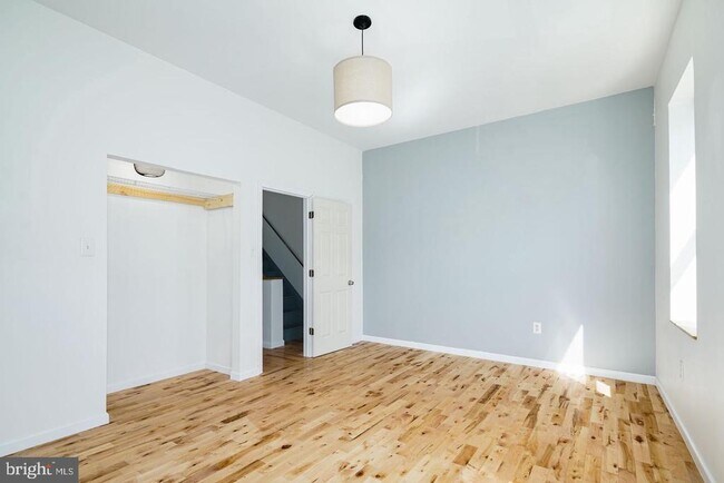 Building Photo - 1234 S 15th St