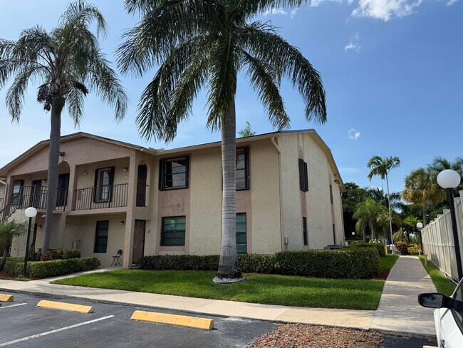 Building Photo - 9466 Boca Cove Cir