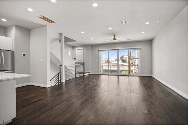 Building Photo - 3306 Cline St