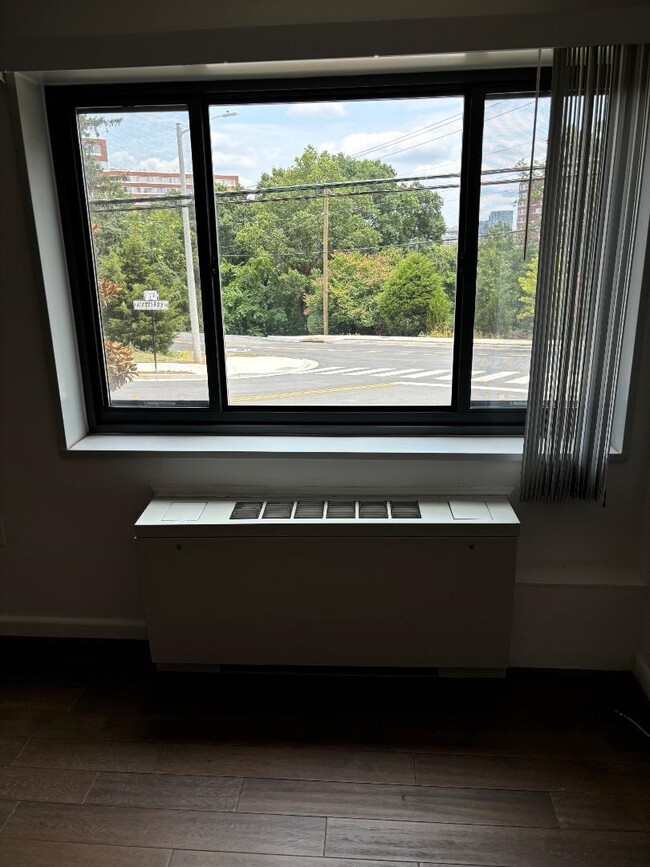 Window with private view - 1300 S Arlington Ridge Rd