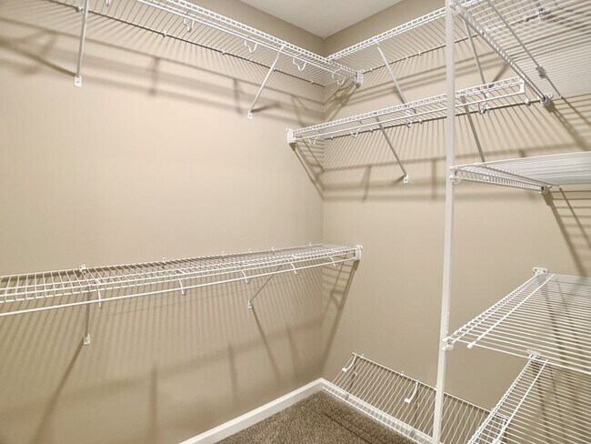 Building Photo - 425 Ayden Ln